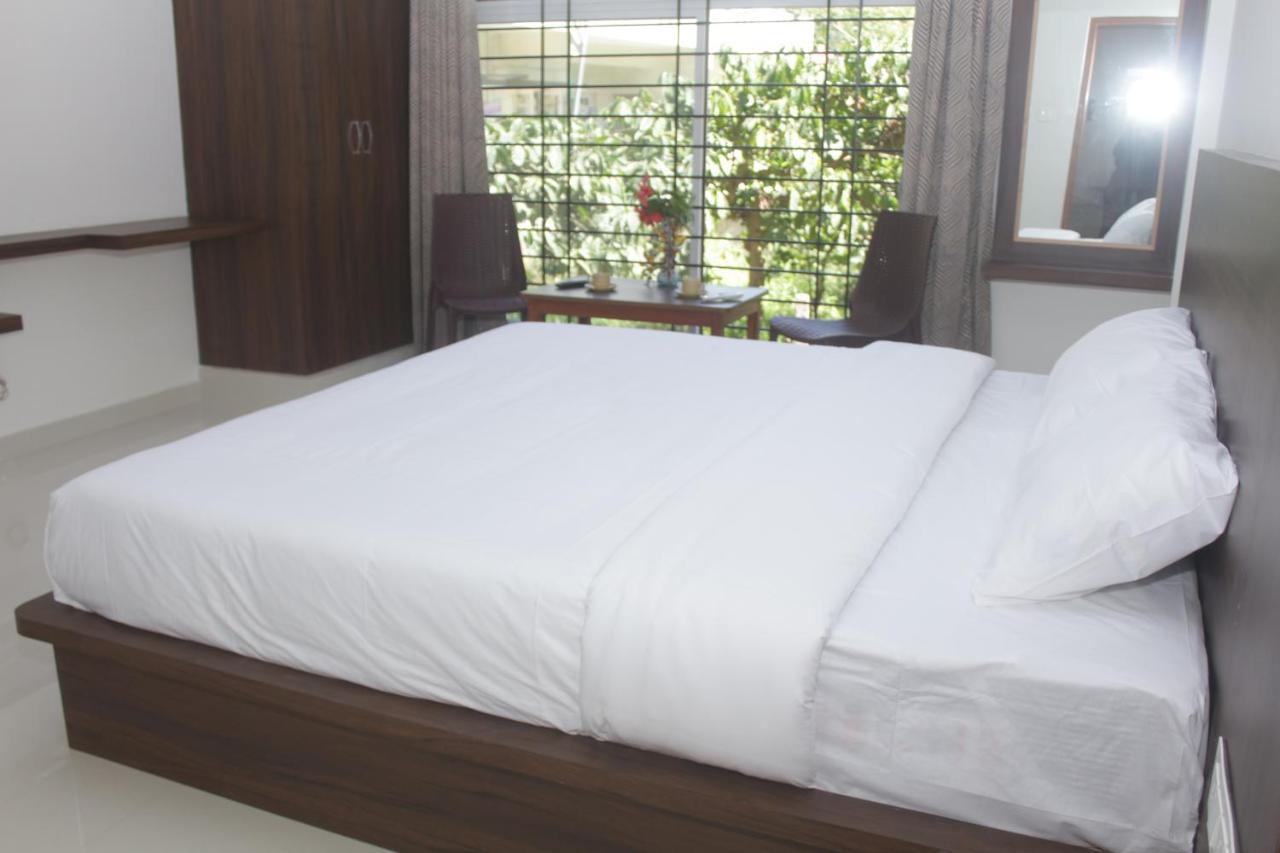 Grand Misty Heaven Villa Madikeri Eksteriør bilde